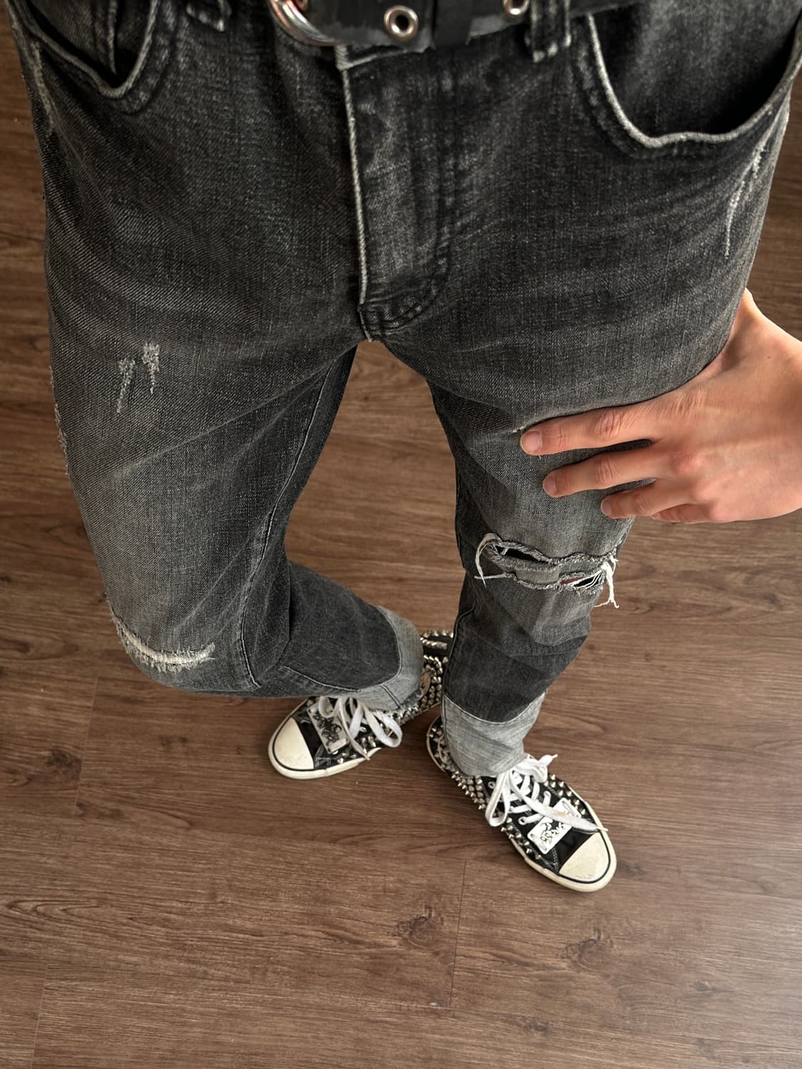 Nine Hertz 디스트레스 & 리프드 진 상품이미지2