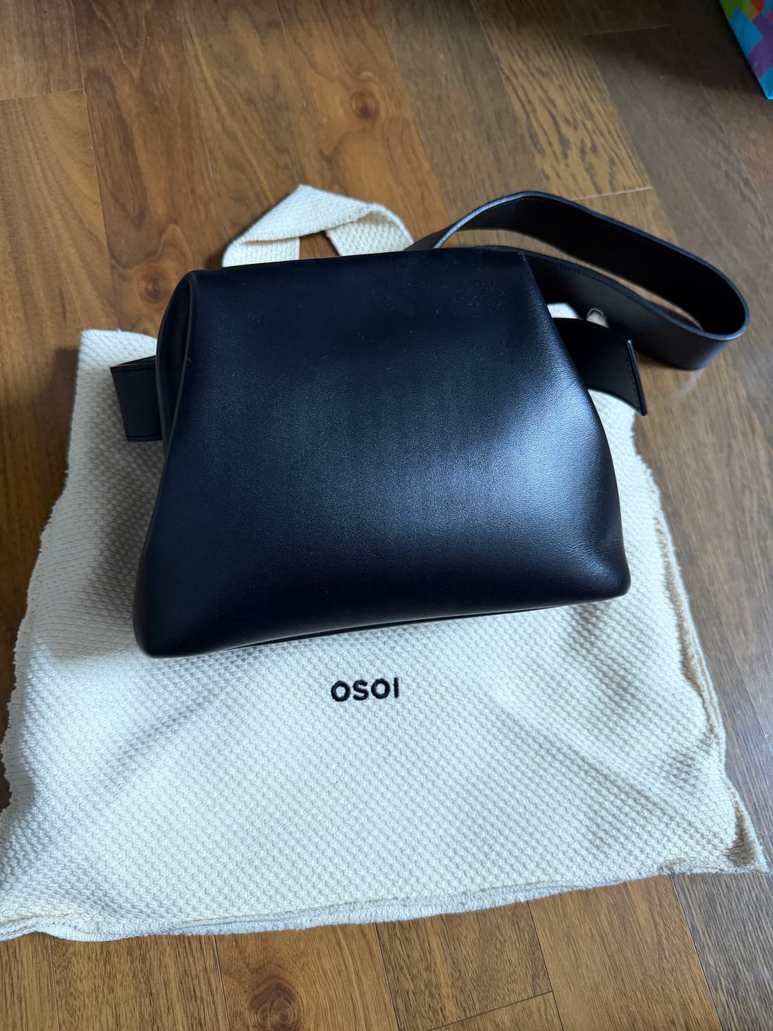 오소이 미니 브로트 블랙 상품이미지1