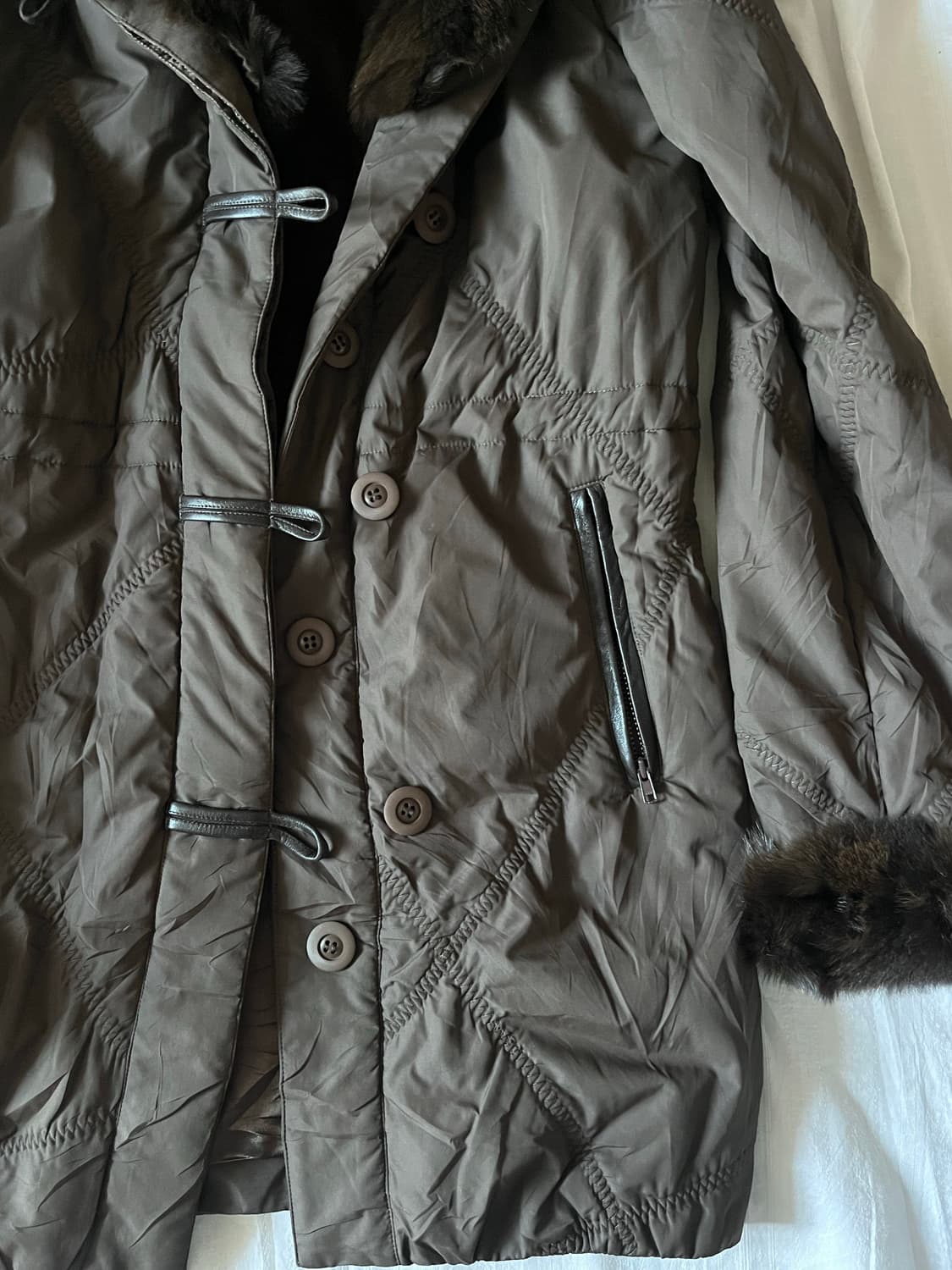 Dark Brown Fur Longline Puffer Jacket 상품이미지3