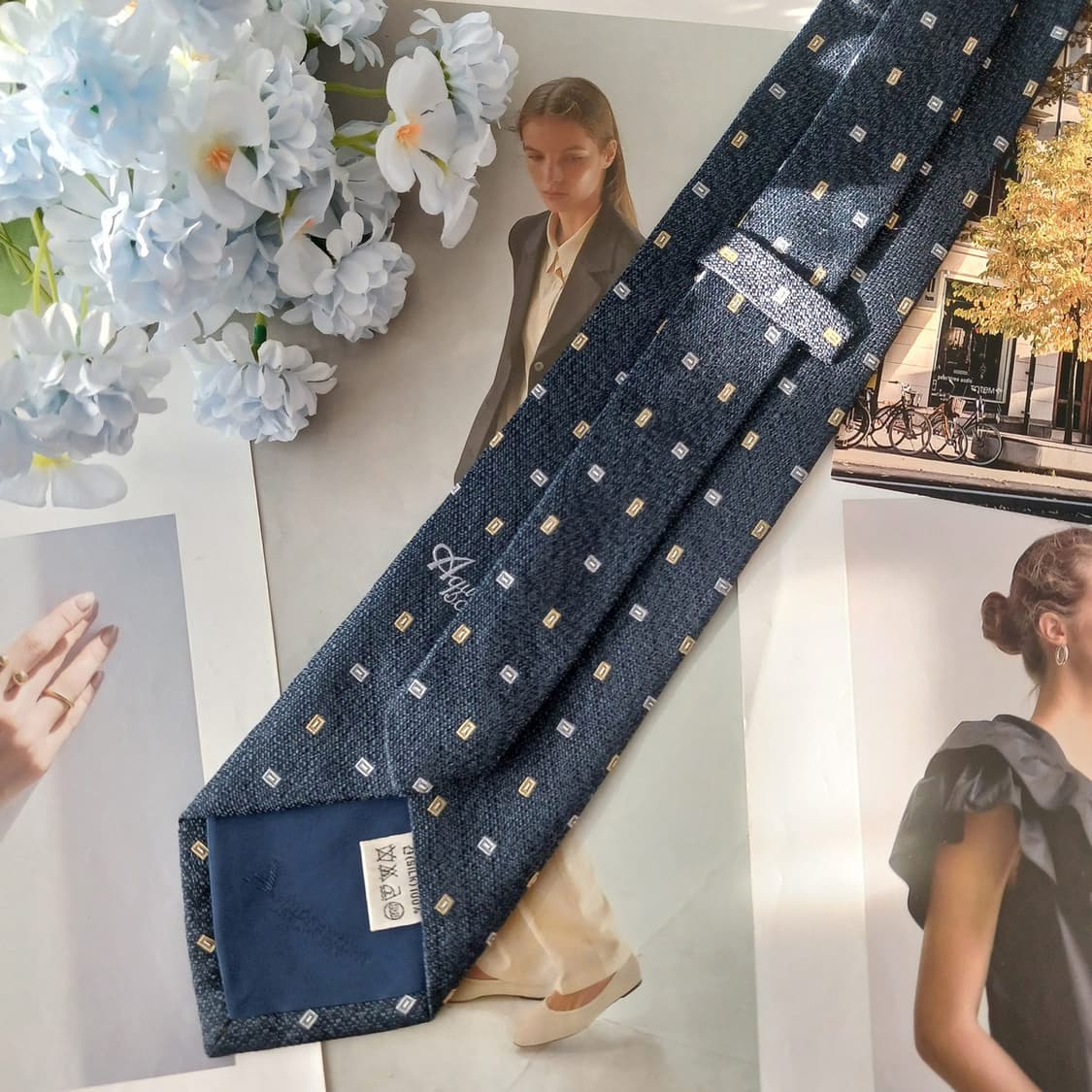 아쿠아스큐텀 실크 로고 자수 넥타이 9.6cm A+등급 A19423
 상품이미지6