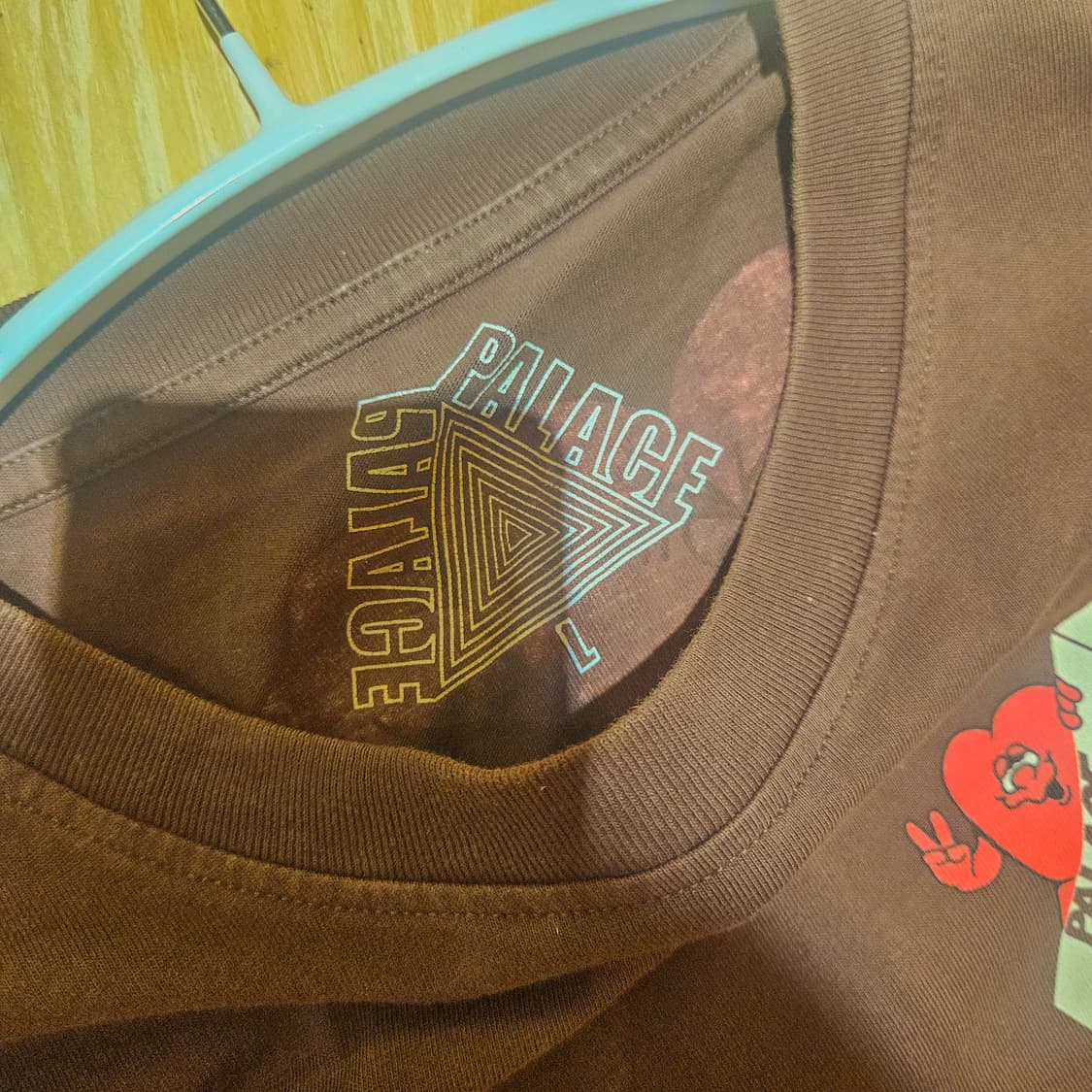 팔라스 트라이 하트 반팔 티셔츠 상품이미지4