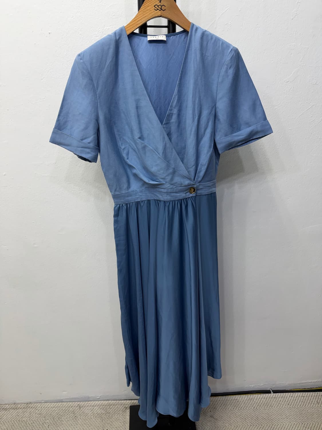 정품) 산드로 블루 랩 스타일 원피스 36 상품이미지1