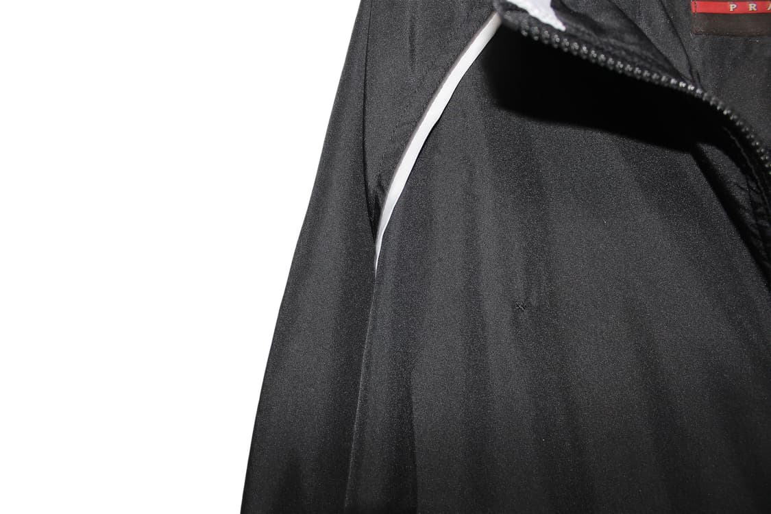 2000s PRADA 프라다 테크니컬 나일론 쉘 자켓 상품이미지2