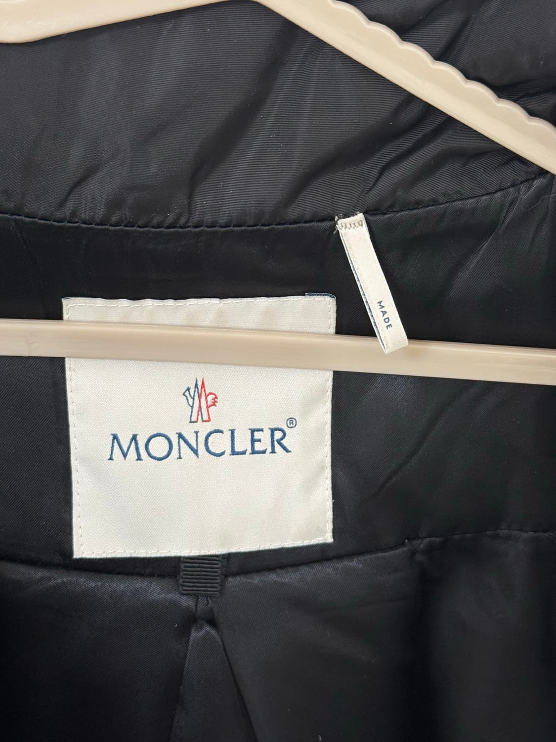 몽클레어 여성 경량패딩 상품이미지3