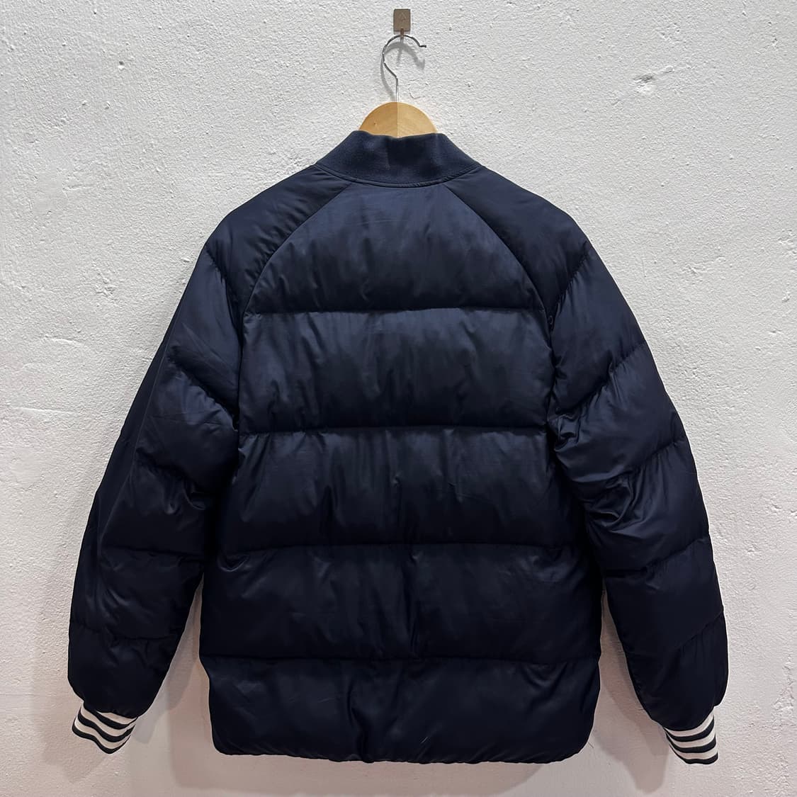 아디다스 리버서블 SST 덕다운 패딩 자켓M-L 상품이미지6