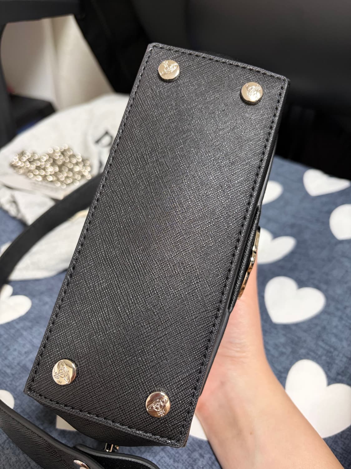 비비안 웨스트우드 헤이즐 스몰 숄더백 상품이미지4