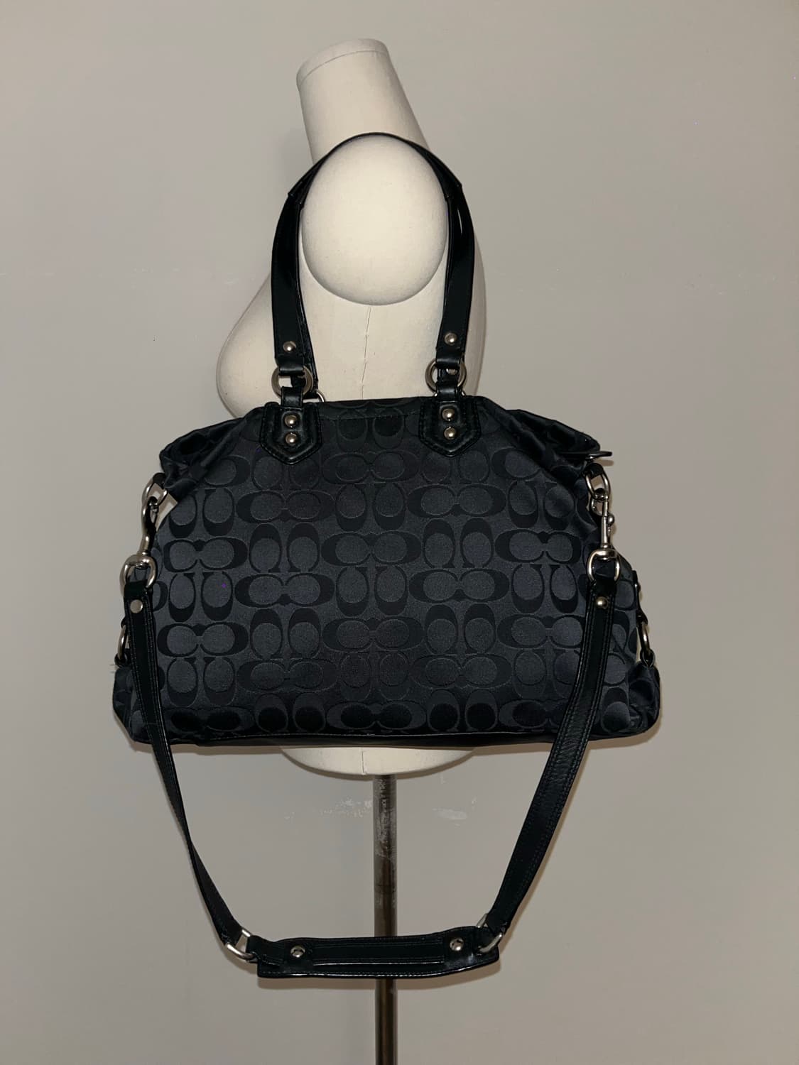 🎉BLACK FRIDAY🎉 Old Coach black bag 상품이미지7