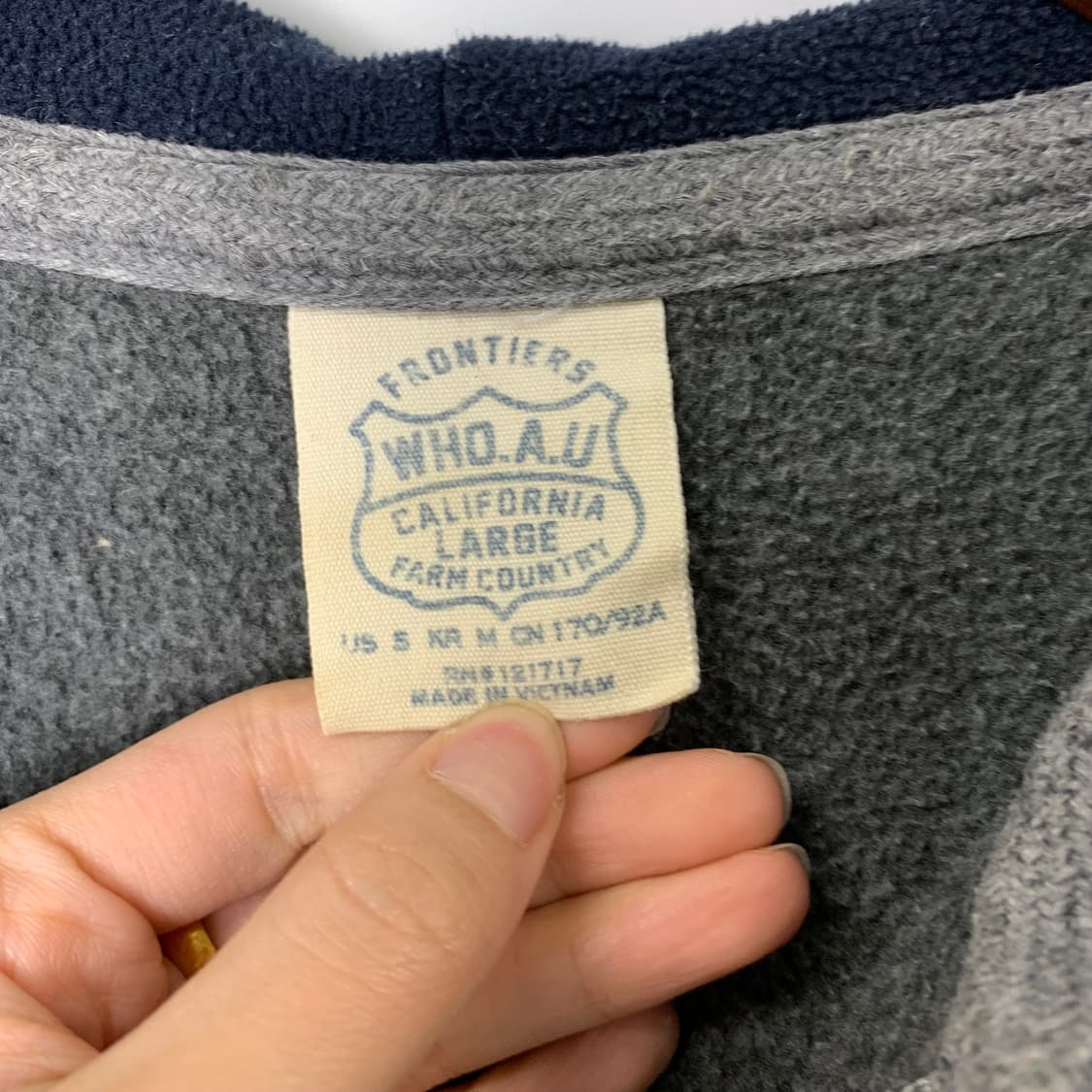 후아유 y2k 와투케 차콜 플리스 후드집업 상품이미지6