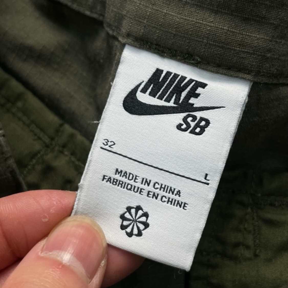 32 나이키 SB 카고팬츠  상품이미지3