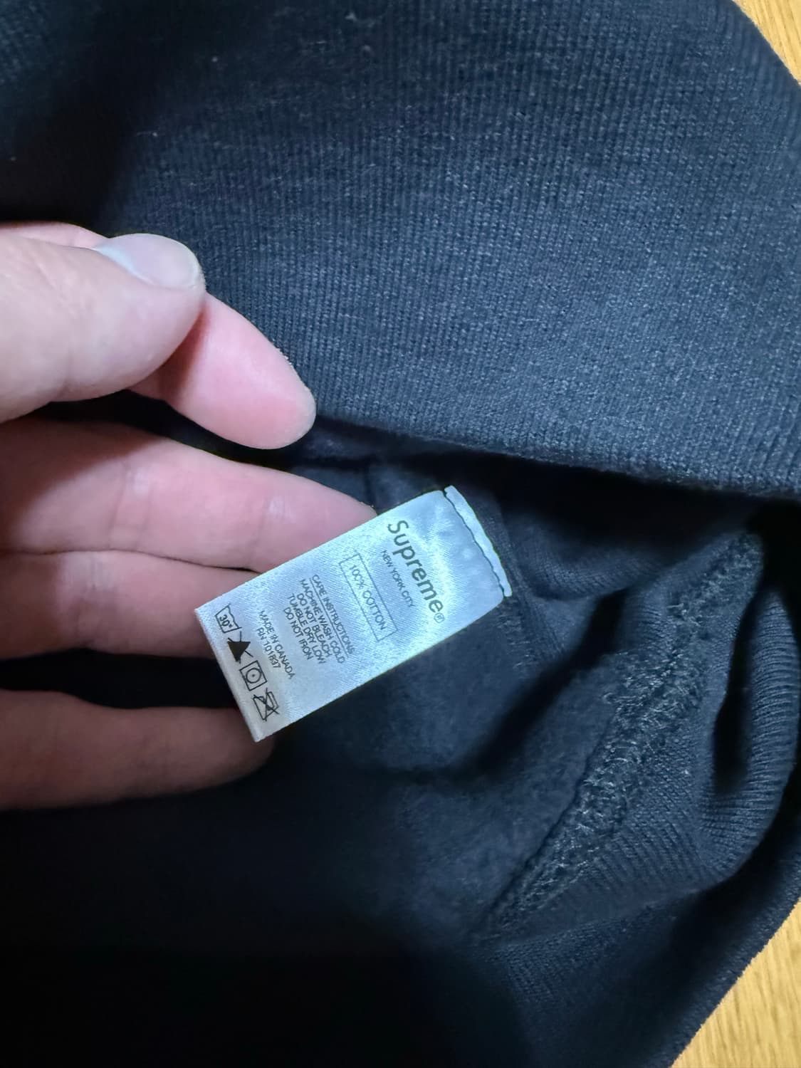 16FW  M 슈프림 크레스트후드 블랙 상품이미지5