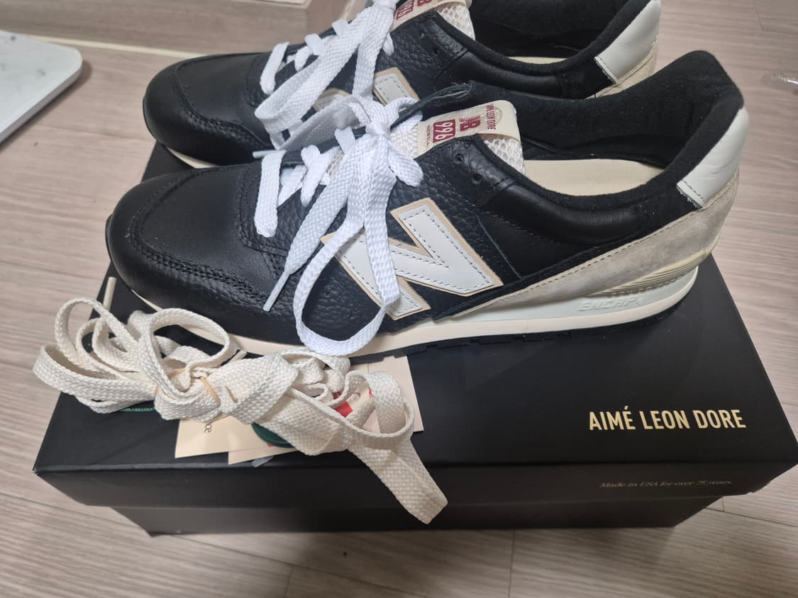 뉴발란스 에메레온도르 996 블랙 285 상품이미지3