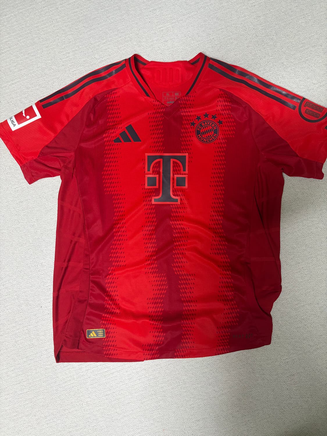 바이에른 뮌헨 24-25 홈 어센틱 No. 9 KANE 상품이미지1