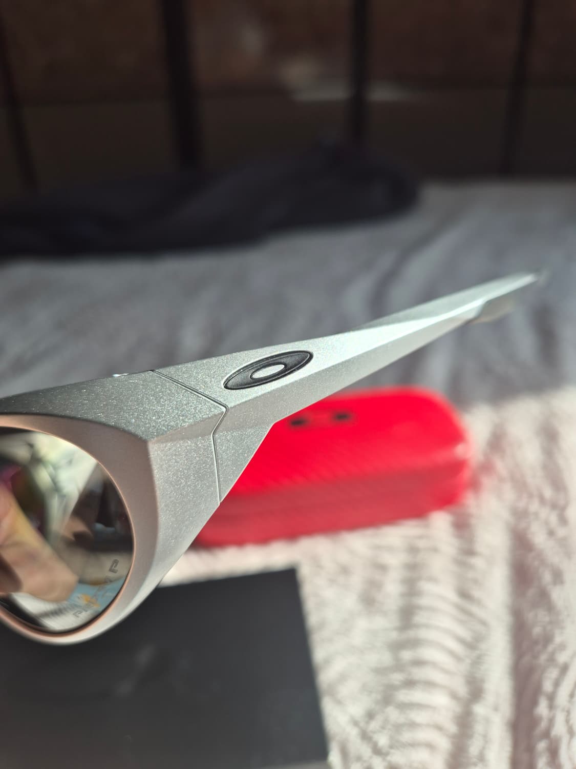 오클리 아이자켓 실버 + 케이스 포함 상품이미지3