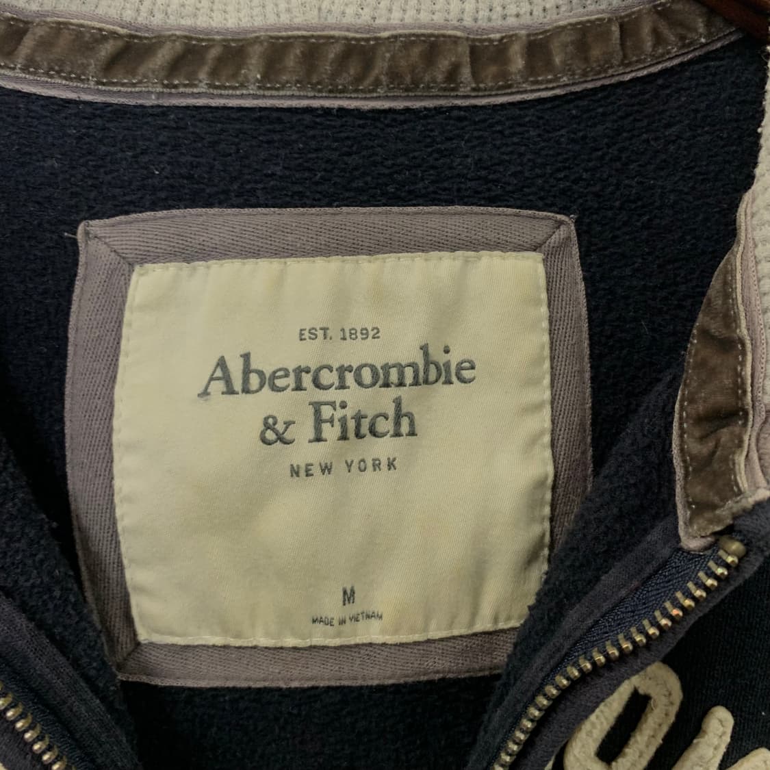 아베크롬비 y2k 와투케 네이비 딱붙 후드집업 상품이미지6