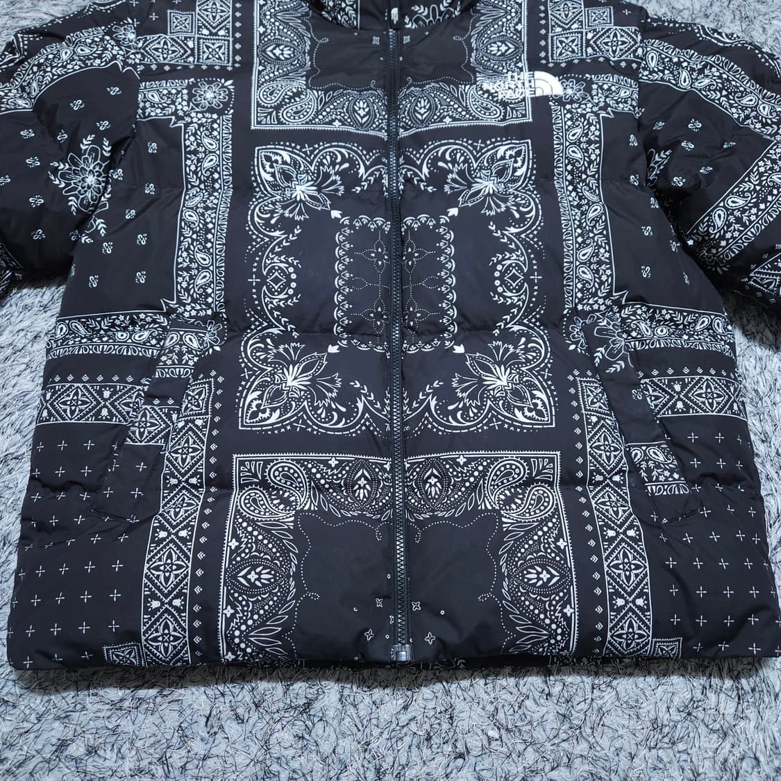 노스페이스) L 남자 페이즐리 눕시패딩 구스다운 / 왕눈이샵 상품이미지4