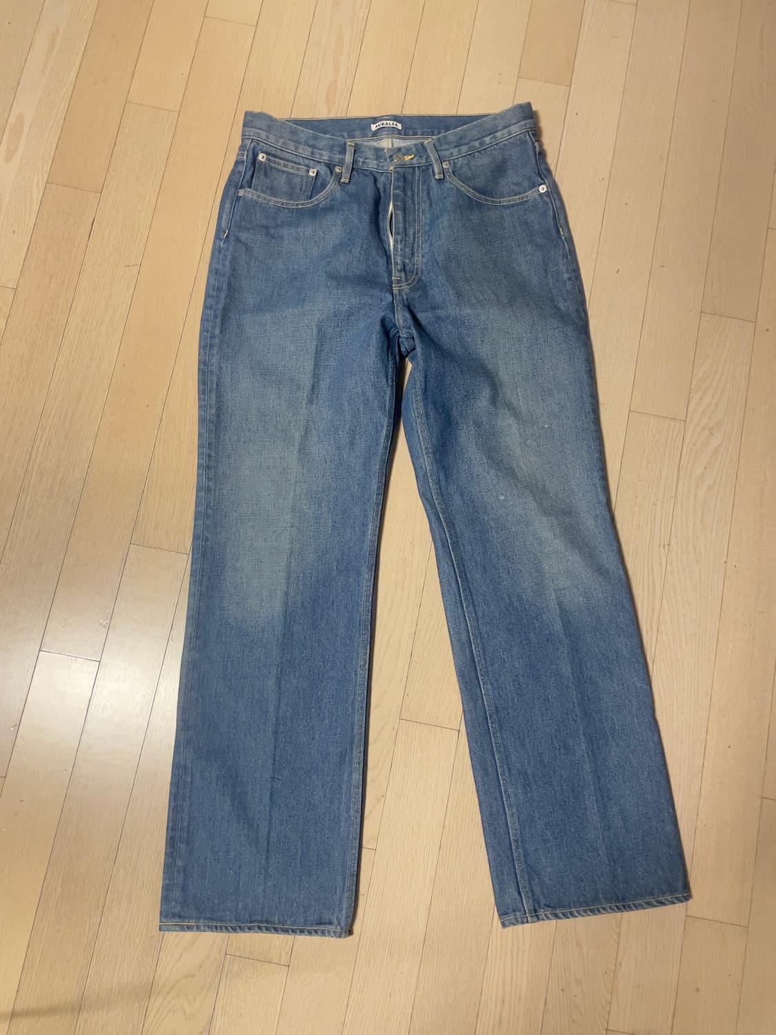 AURALEE WASHED HARD TWIST DENIM 5P PANTS 상품이미지1