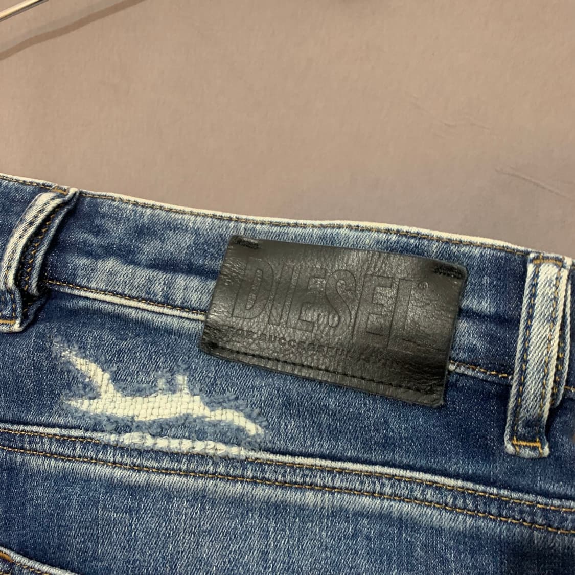30인치 디젤 D VIDER T 데미지 스판 데님 청바지 상품이미지3