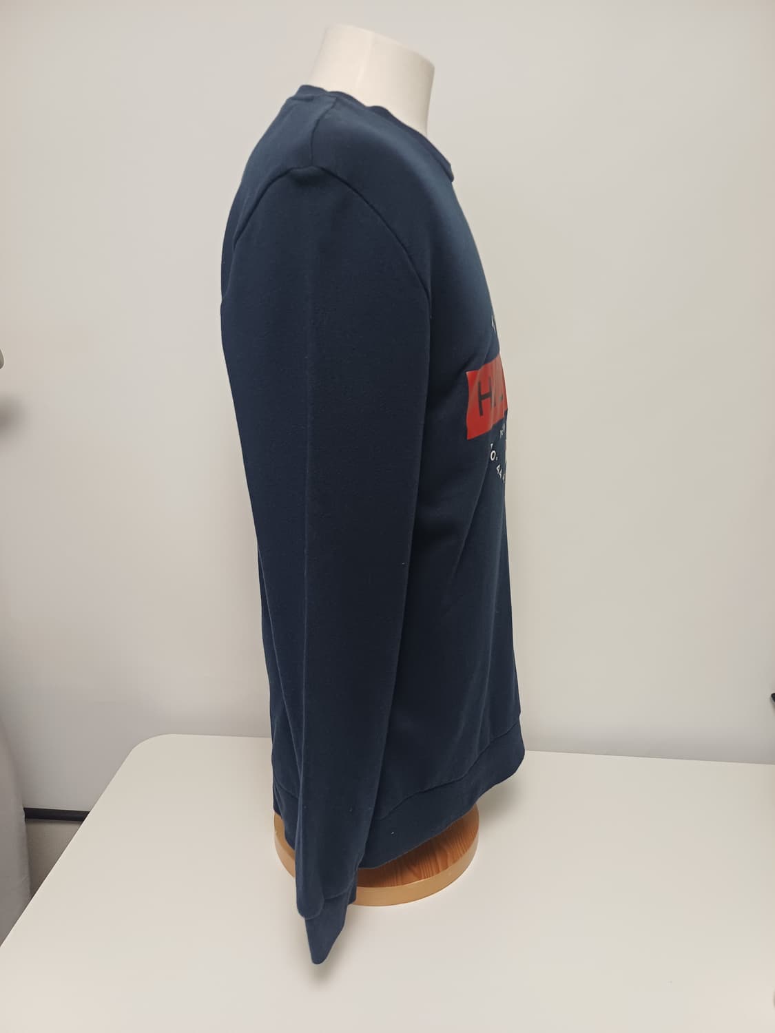 타미힐피거 빅로고 맨투맨 (네이비/M/95-100) 상품이미지2