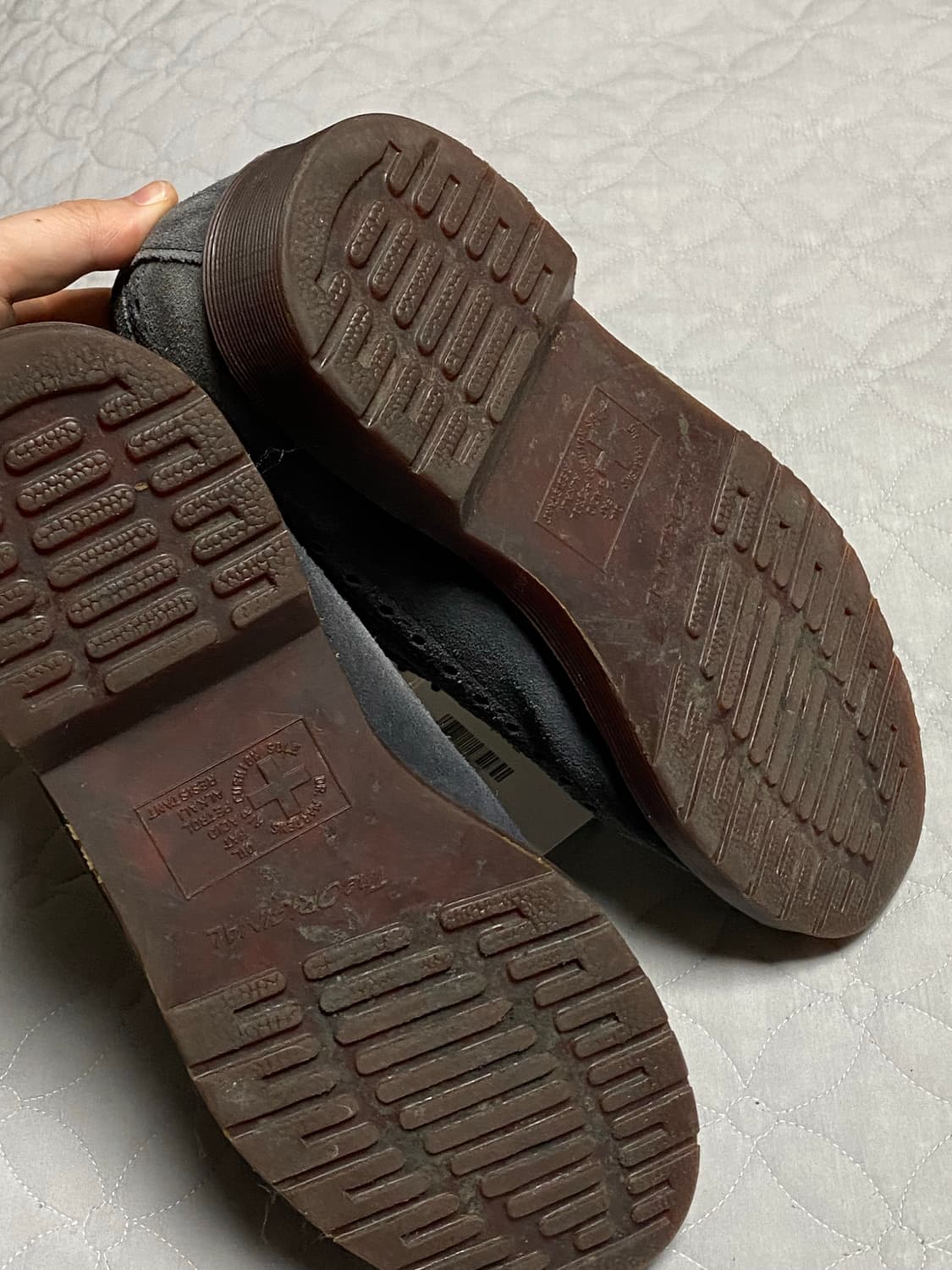 닥터마틴 스웨이드 그레이 윙팁 상품이미지4