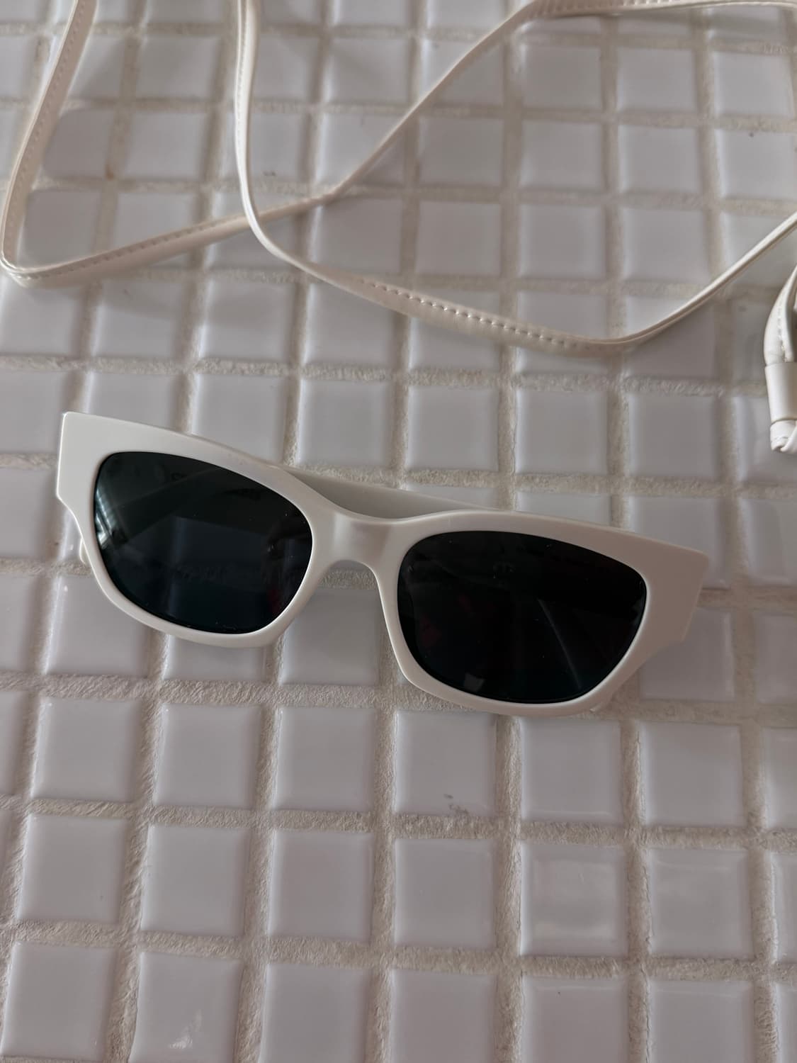 celine 셀린 선글라스 화이트 상품이미지1