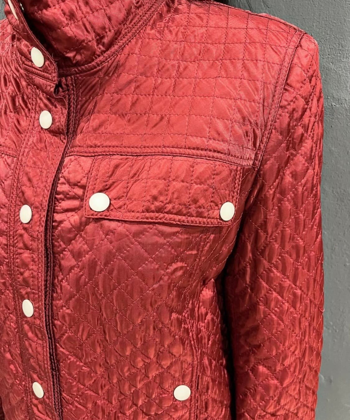 큐프라 스냅 버튼 디테일 퀼팅 블루종 타입 재킷 상품이미지2