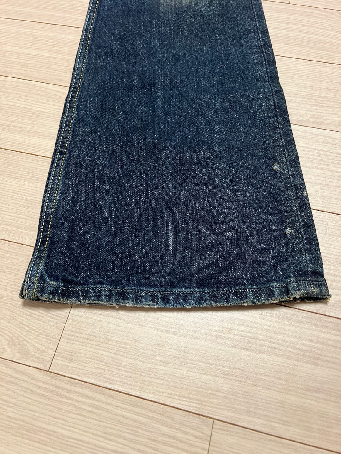 디젤 DIESEL ZATHAN 워시드 데님 팬츠 (W30 / L32)  상품이미지5