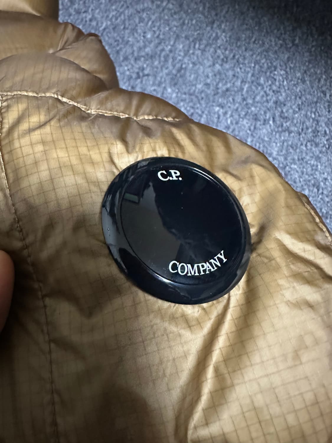 cp컴퍼니 dd쉘 디테처블 패딩 M 상품이미지2