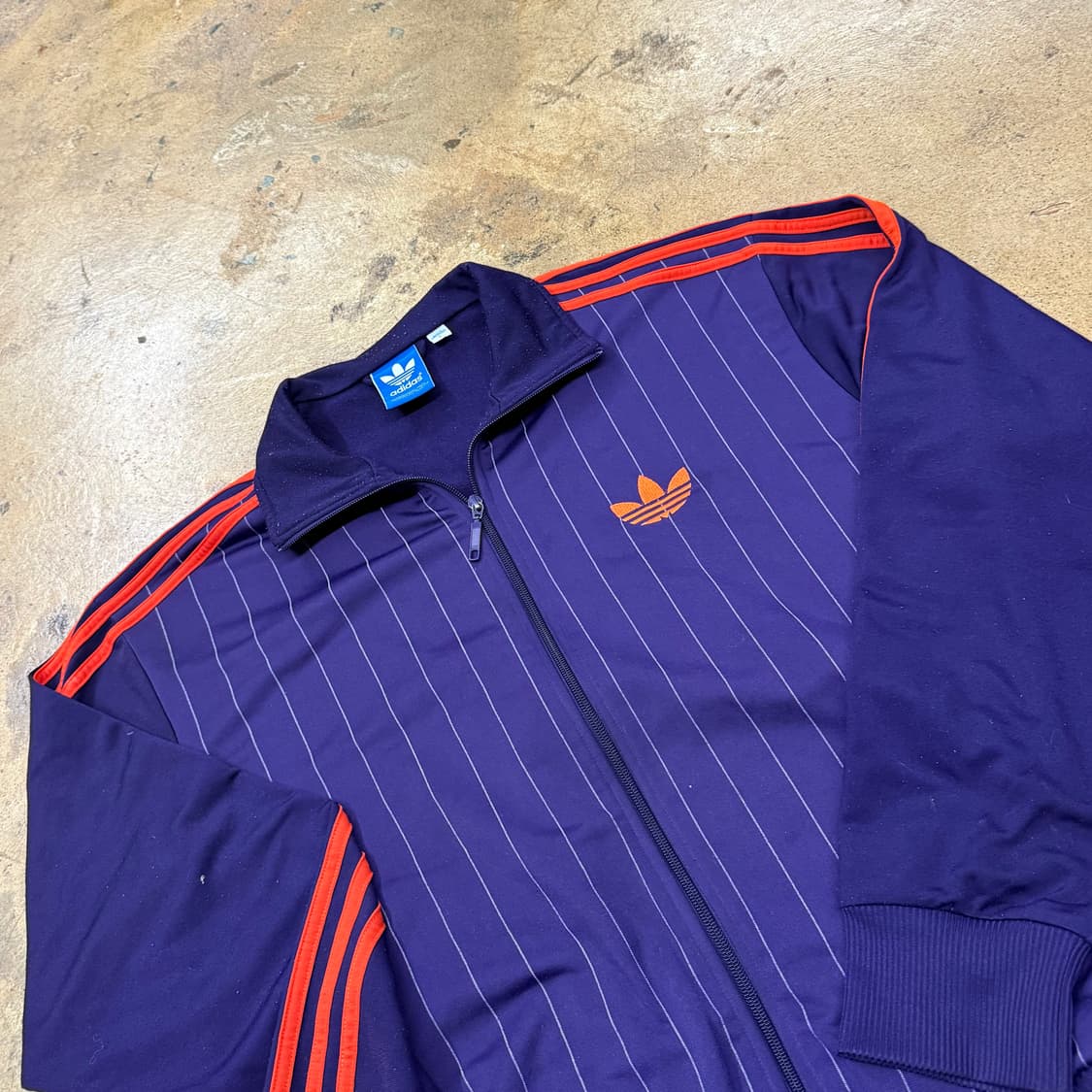 아디다스 퍼플 오렌지 스트라이프 구파 져지 트랙탑 상품이미지1
