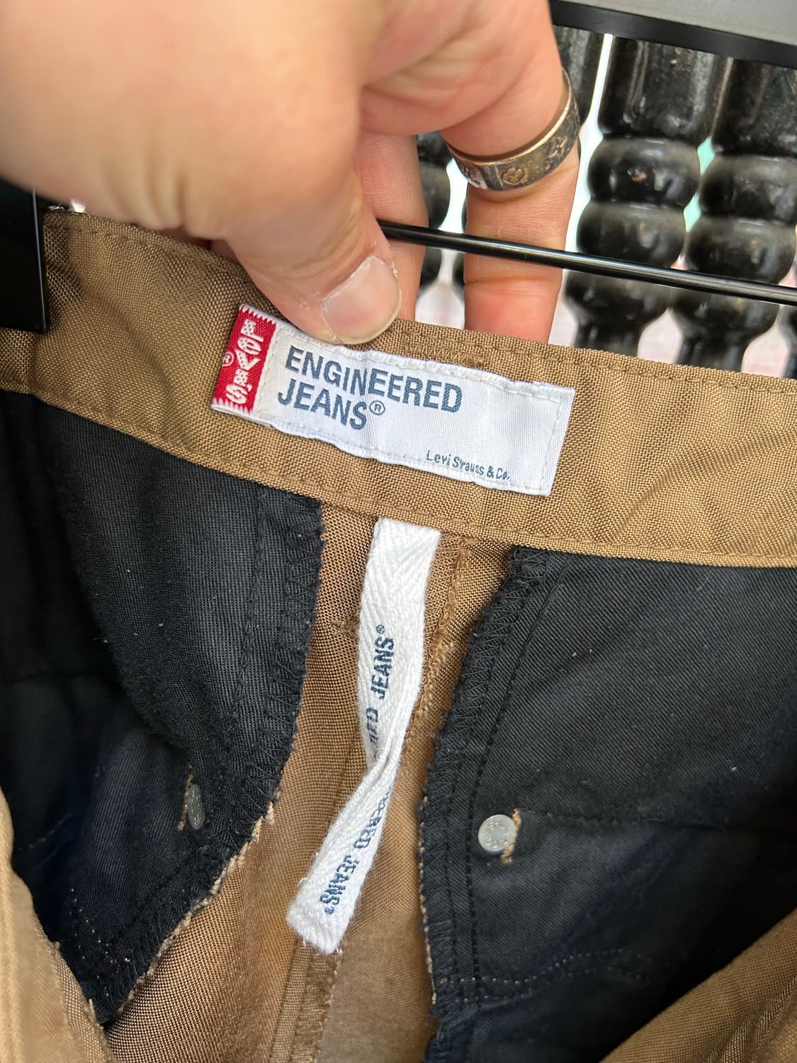 00's 리바이스  샌드컬러 엔지니어드 유틸 테크팬츠 상품이미지3