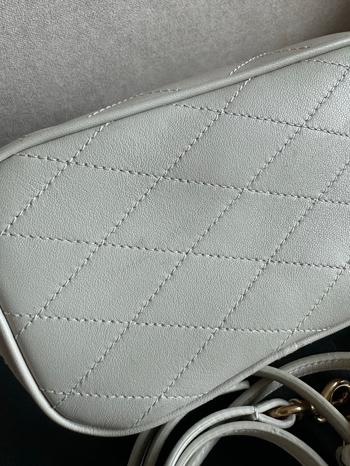 생로랑 베니티백 상품이미지3