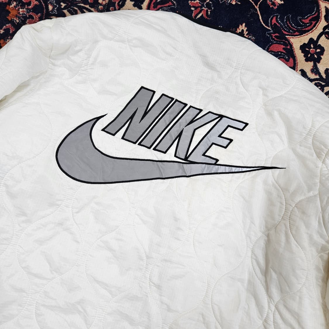 나이키(Nike) 90's 사이드라인 스우시 빅로고 깔깔이 자켓 상품이미지4