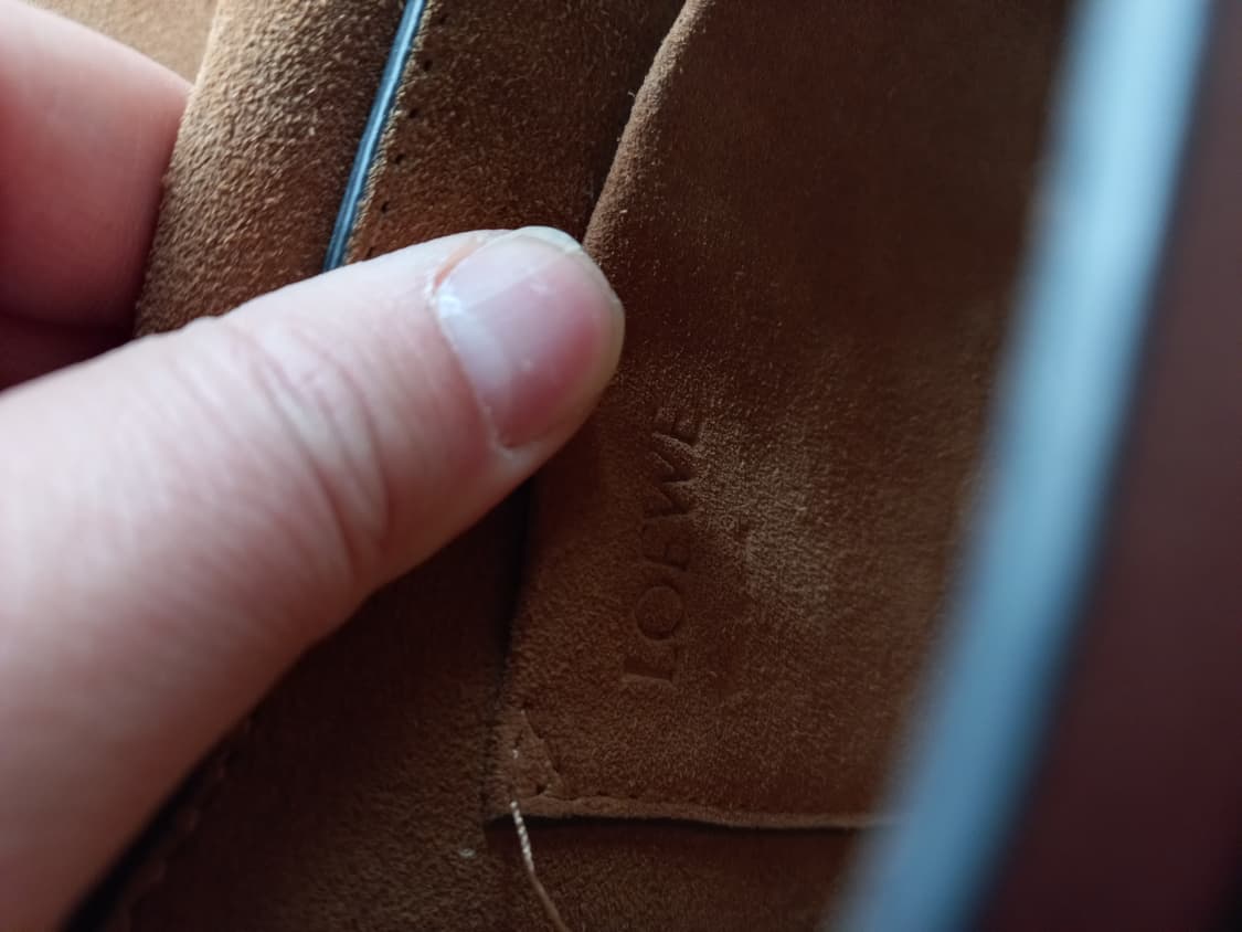 로에베 크로스백 상품이미지5