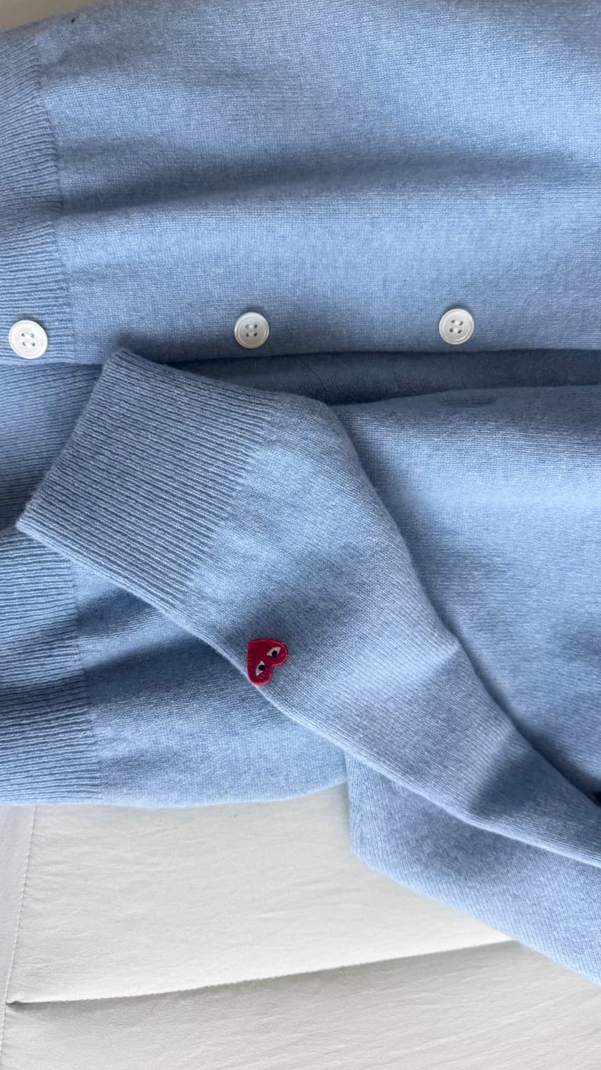 꼼데 하늘색 가디건 xs 상품이미지1