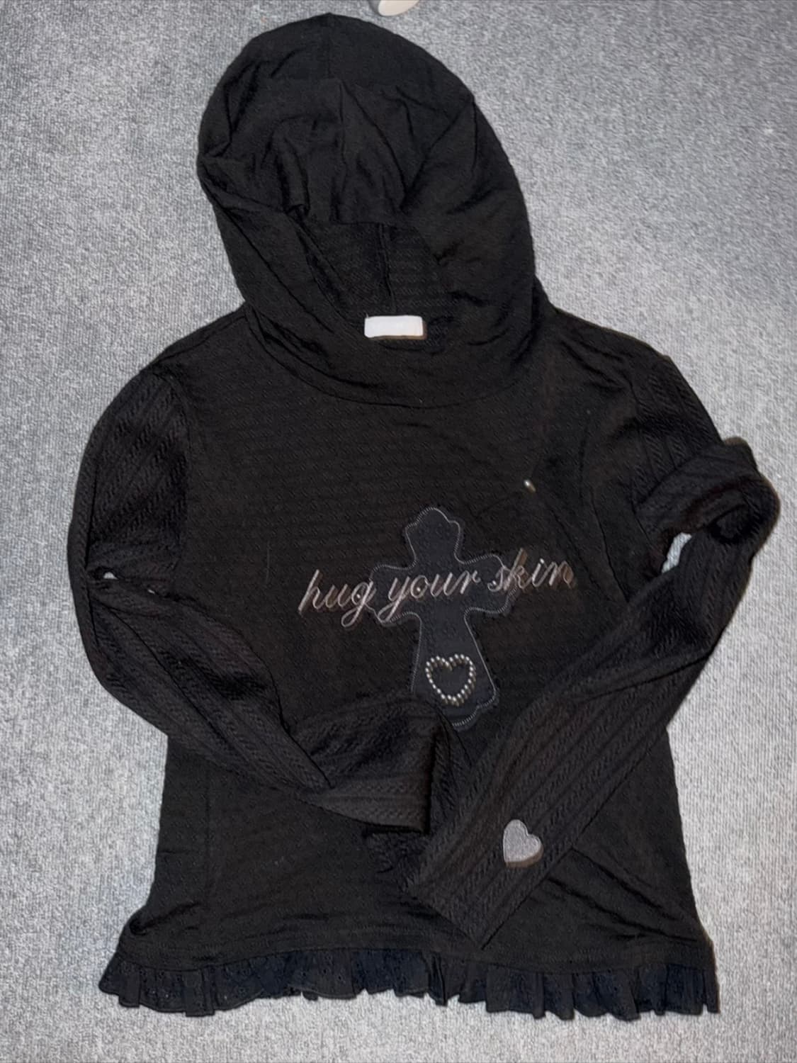 허그유어스킨 레이스 크로스 패치 후드티 상품이미지2