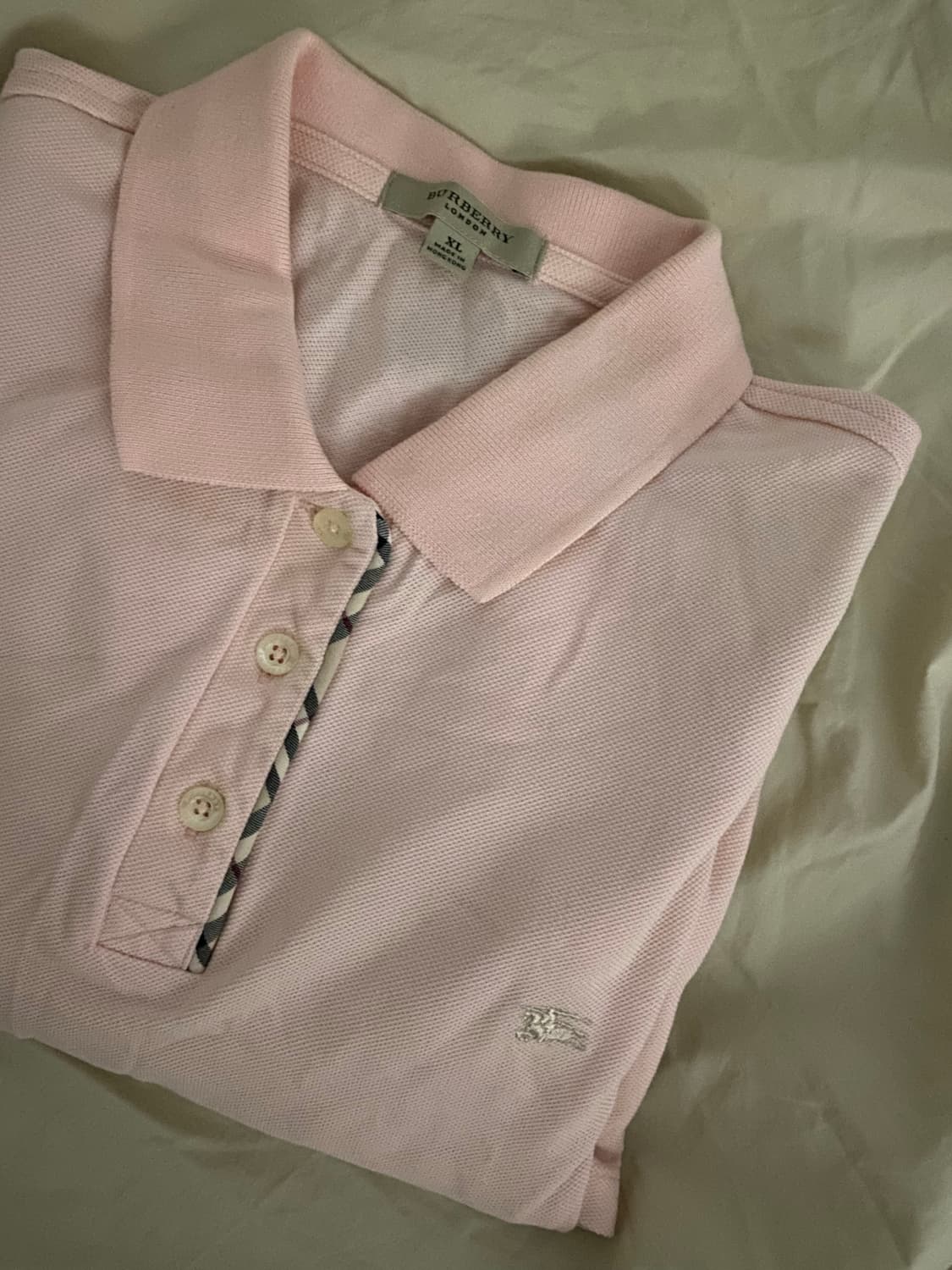 버버리 딸기우유 카라티 상품이미지1