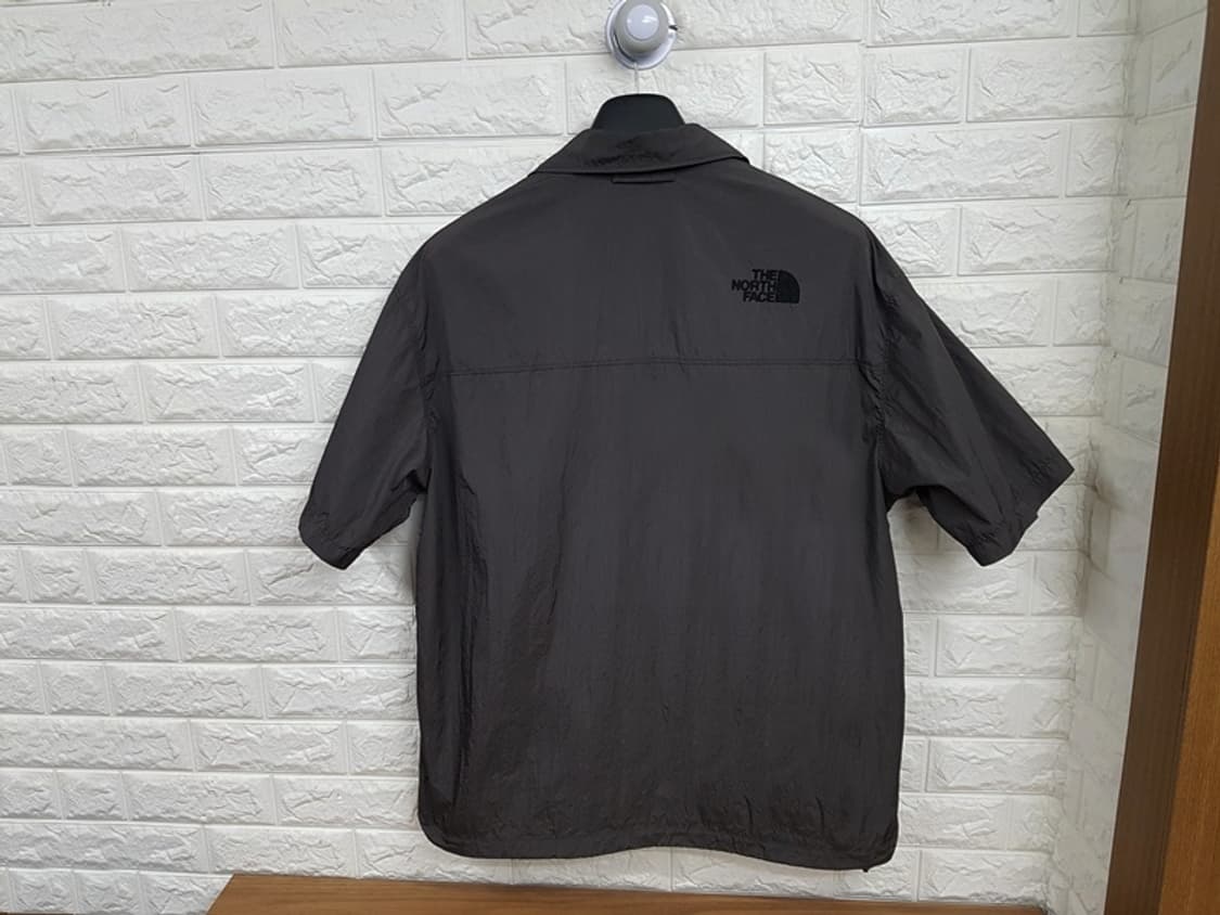 노스페이스 반팔자켓 남성110 상품이미지6