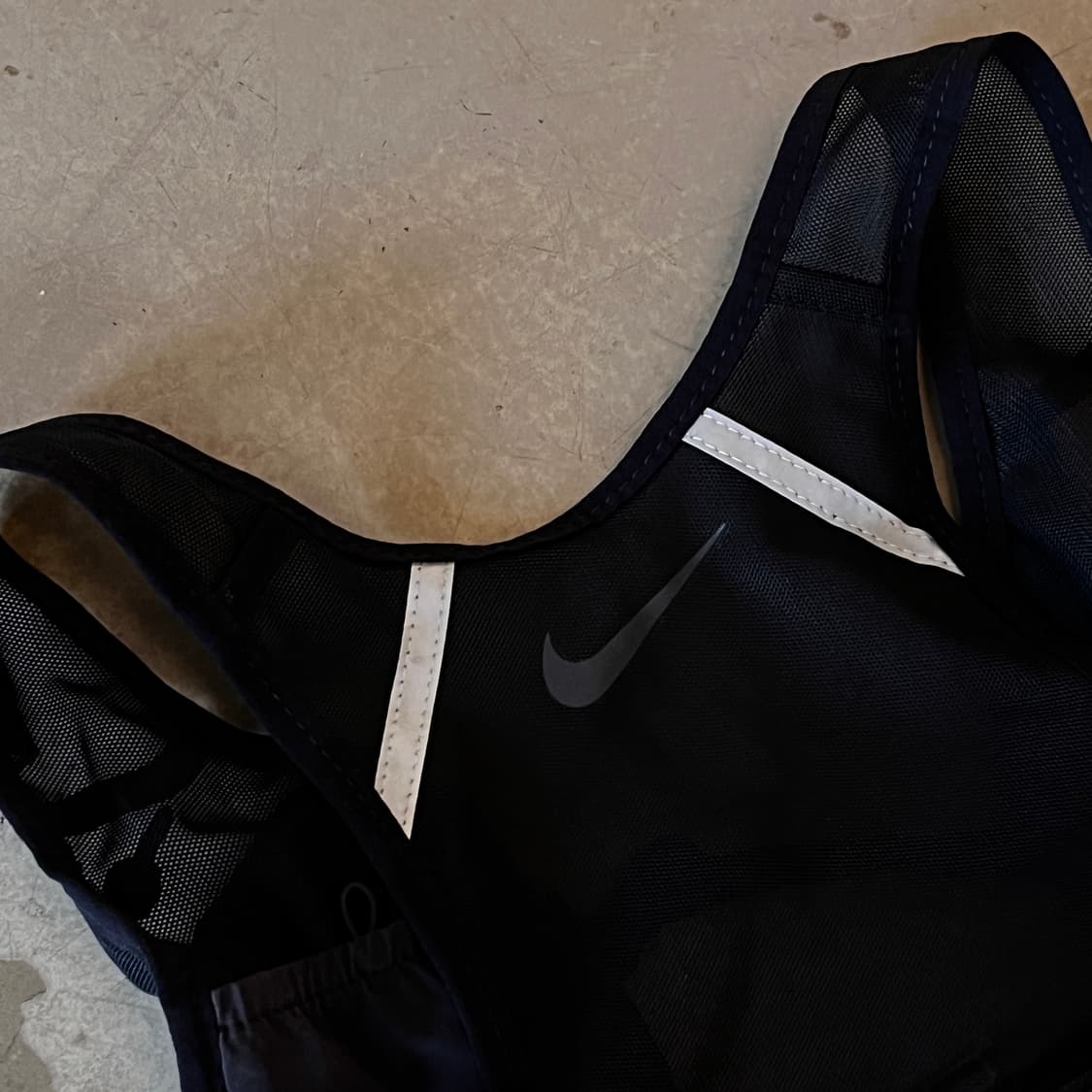 나이키 트랜스폼 패커블 러닝 베스트 상품이미지5