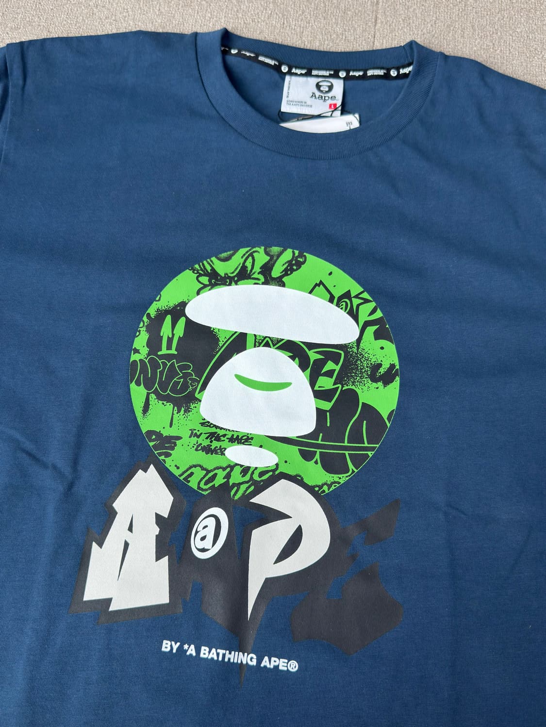 Aape 그래피티 로고 티셔츠 새제품 상품이미지2