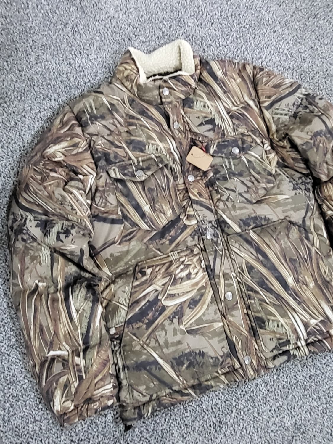 리바이스 카모 패딩 점퍼 상품이미지1