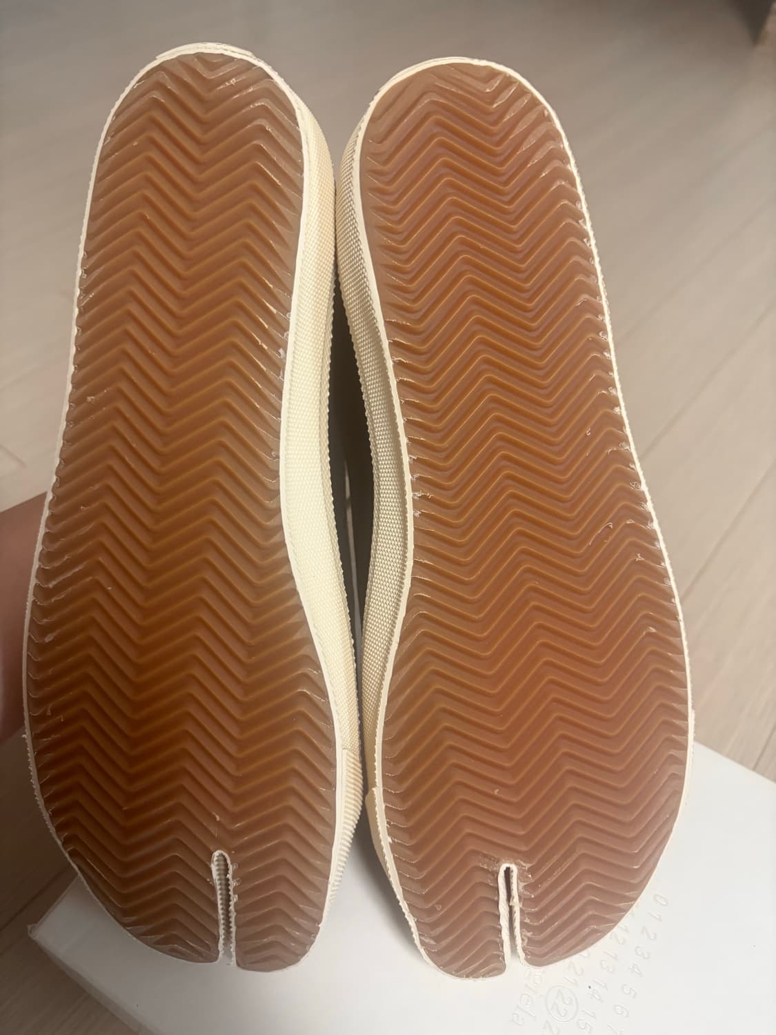 마르지엘라 타비 스니커즈 43 블랙 상품이미지4