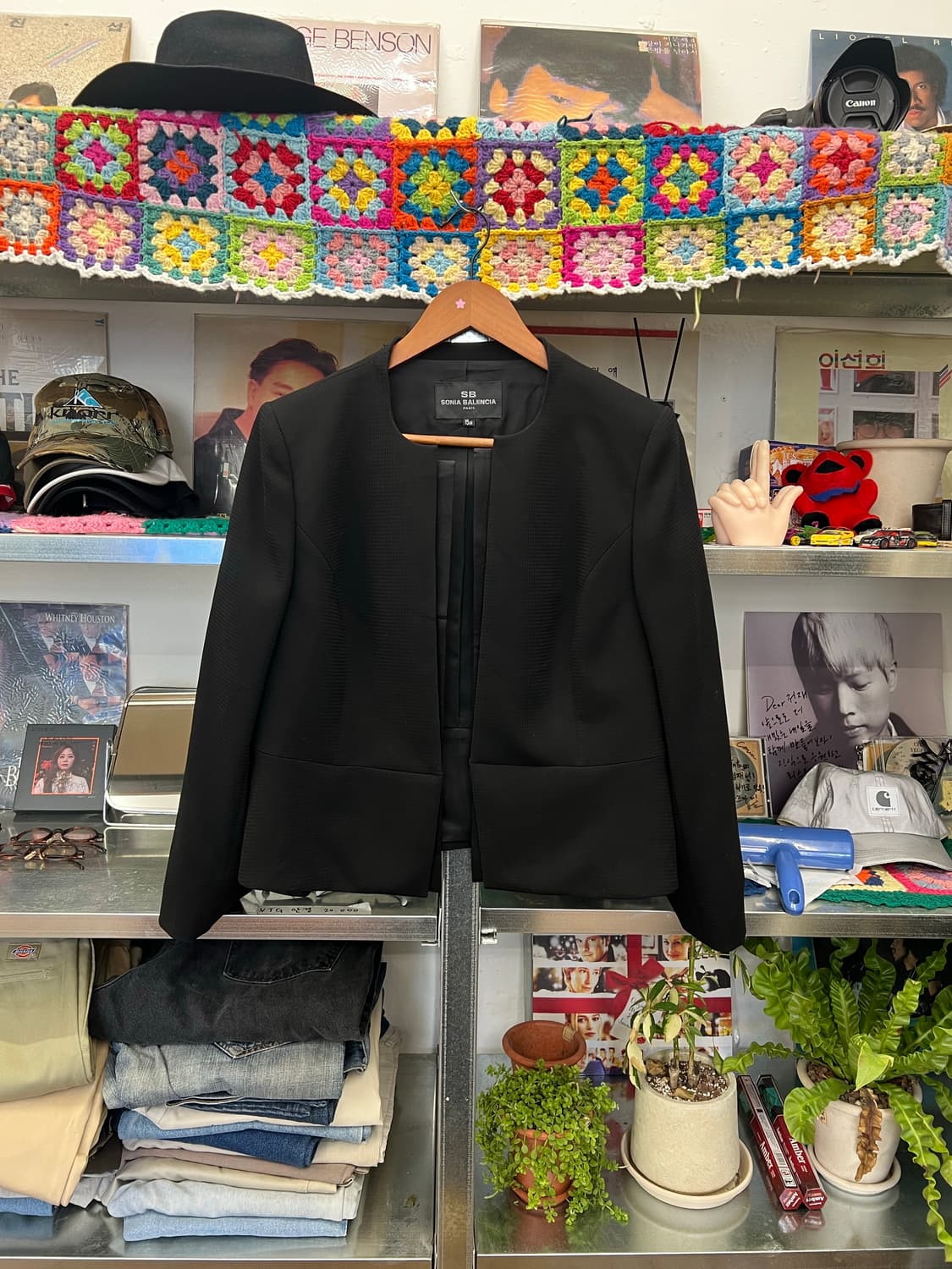 Effortless Black Crop Jacket 상품이미지1