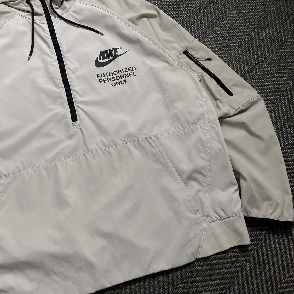나이키 언라인드 빅로고 우븐 경량 아노락 바람막이o 4536 상품이미지4