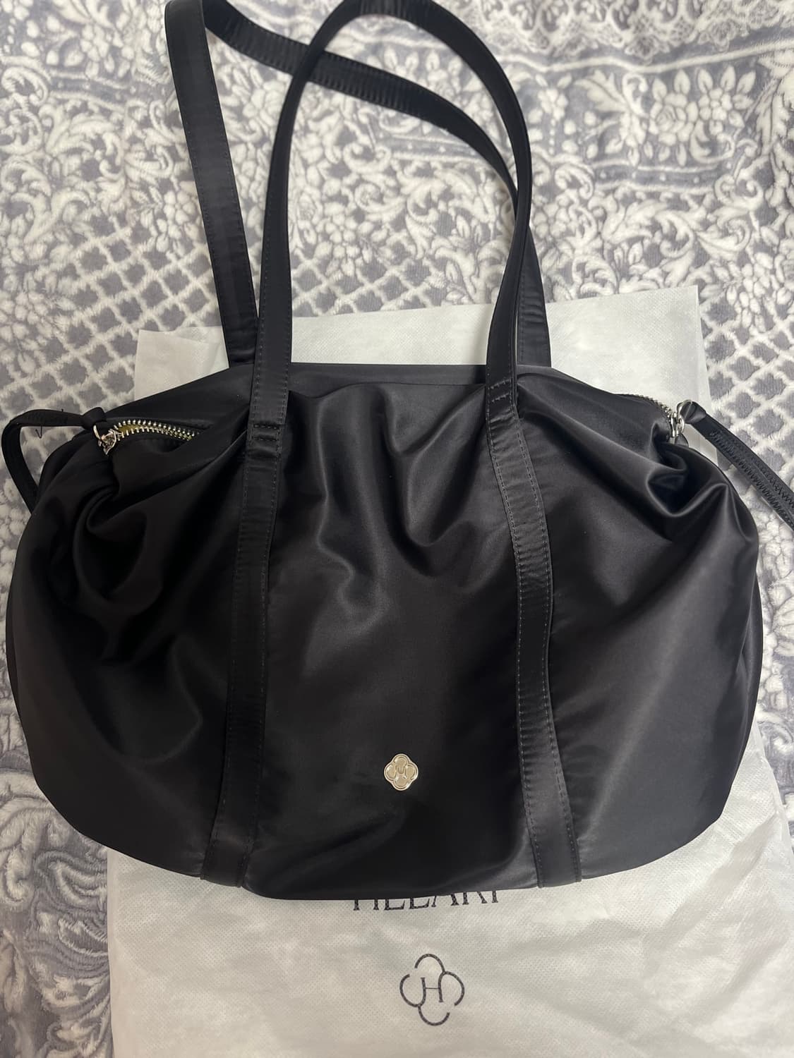 히어리 셔링 더플백 블랙 상품이미지1