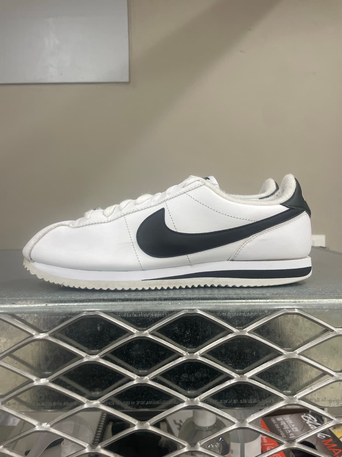 나이키 코르테즈 화이트 블랙 275 상품이미지1