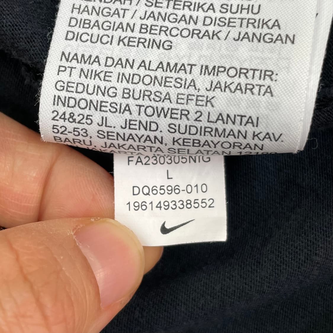 NIKE 나이키 여성 크롭 풋볼 반팔티 L 상품이미지6