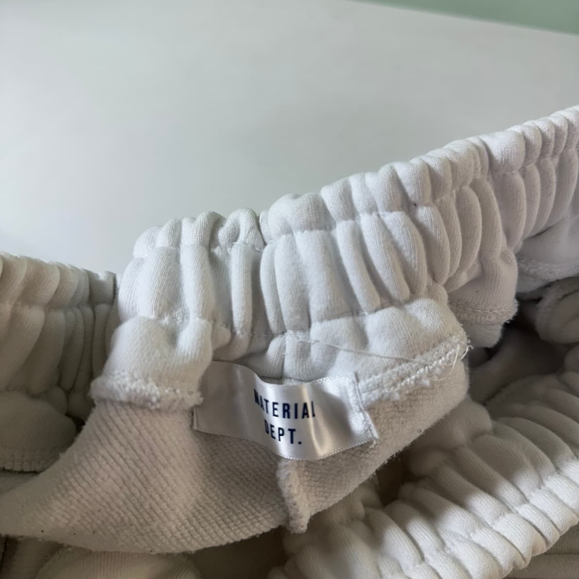 M-L 빈티지 검흰  와이드핏 블리치 밴딩 스웻반바지  상품이미지5