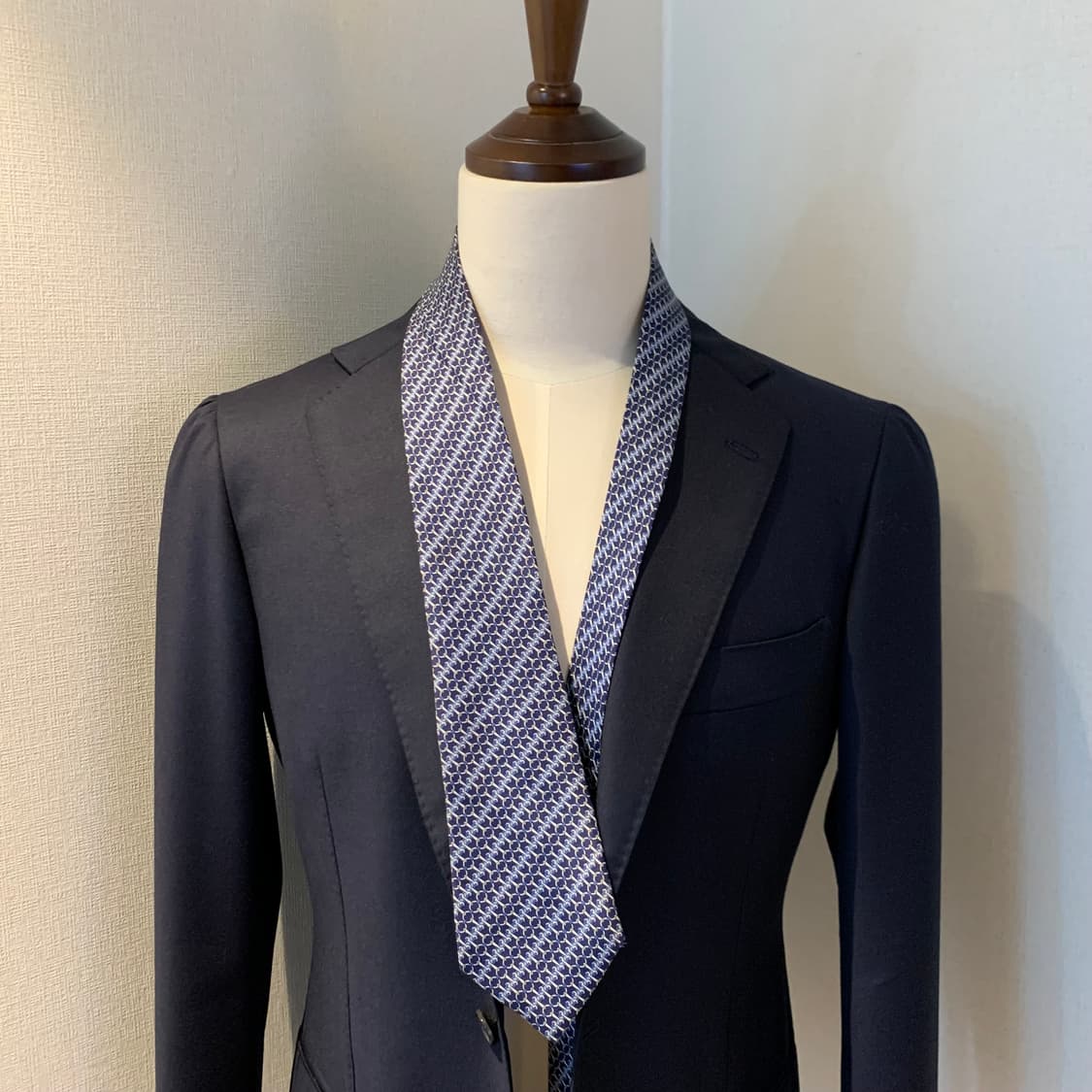 에르메스(HERMES) 명품 100실크넥타이 B+등급 8.3cm 상품이미지1