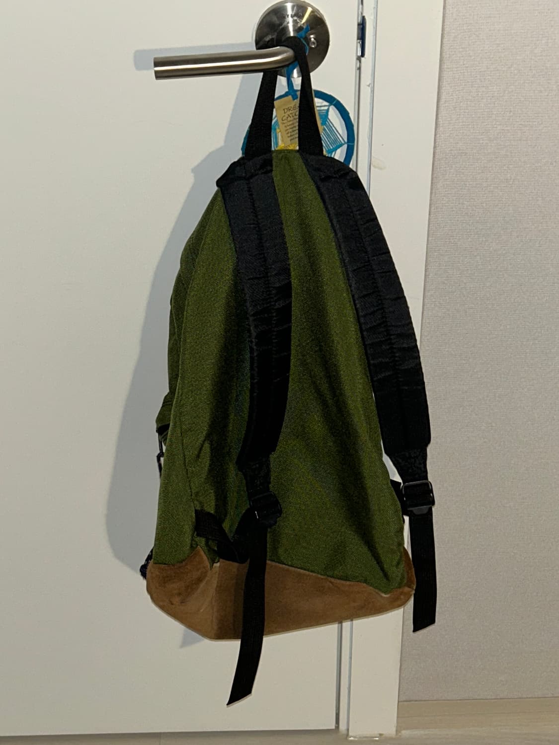 JanSport 클래식 백팩 (카키색) 상품이미지3