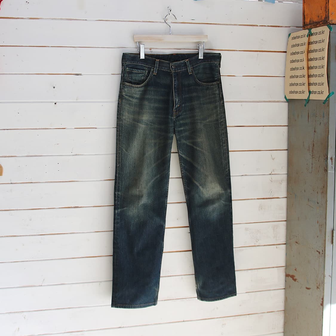 (착용컷) 리바이스 502 (남성용 33) 상품이미지1