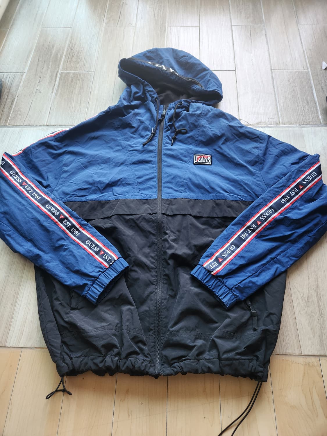 게스 바람막이 XL 상품이미지1